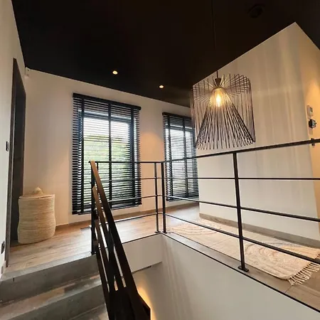 Comme Chez Lore - 2pers - Piscine Chauffee Bed & Breakfast